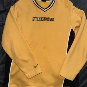 Nike Basketball Golden Sweatshirt with Black and White Accents